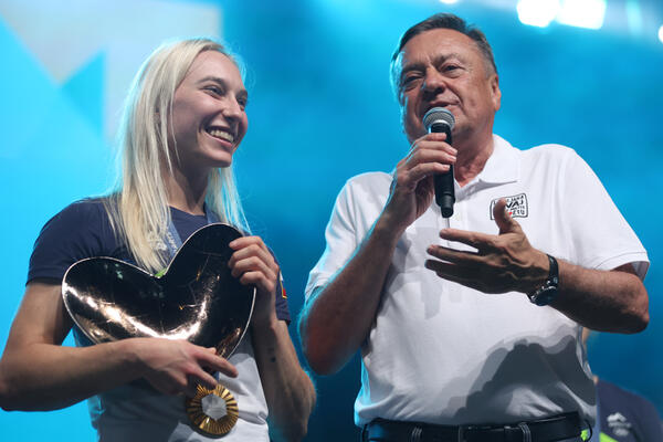 Janja Garnbret in župan Zoran Janković. Foto: Bobo