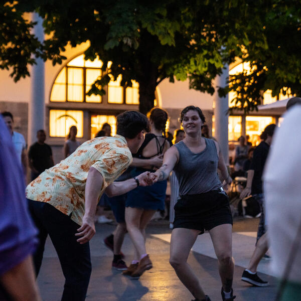 Ples na Plečnikovi ulici. Foto: Nino Kolarev, LPT