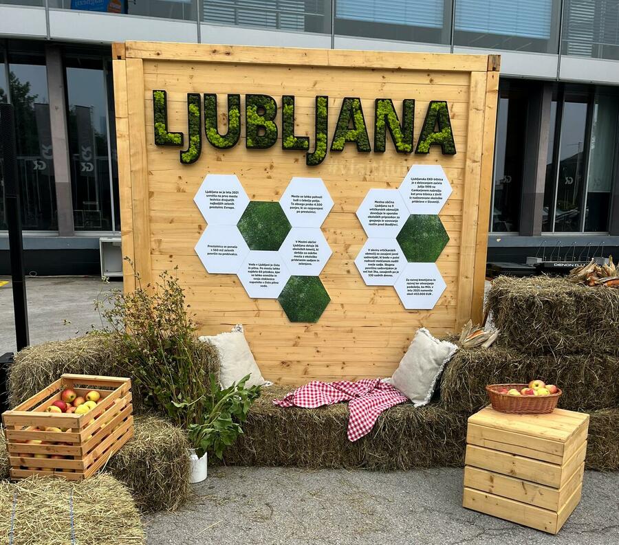 Eco day at the Ljubljana Exhibition and Convention Centre welcome stand