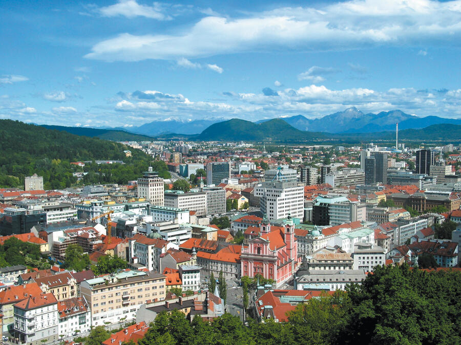 View of Ljubljana with Alps, photo: D.Mladenovic, Ljubljana Toursim